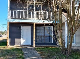 903 E Tom Stokes Ct, Baton Rouge, LA 70810