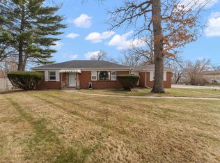 5397 Cleveland St, Merrillville, IN 46410