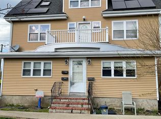 79 Como Rd FLOOR 1, Hyde Park, MA 02136