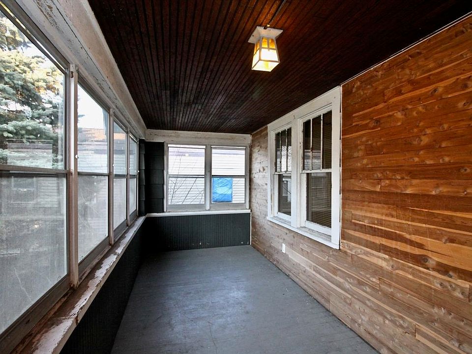 552 Shirland Ave, South Beloit, IL 61080 Zillow