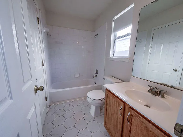 11014 Buckskin Bnd — Photo 22
