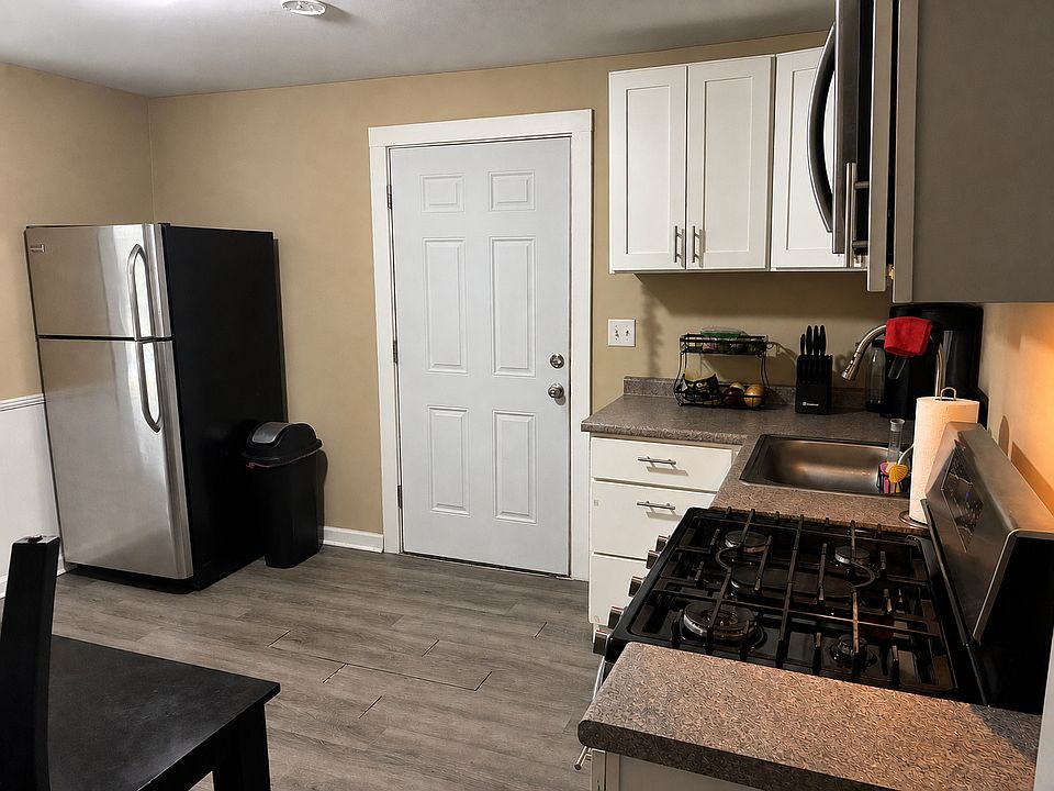 1st image of 47 Texas Dr #47