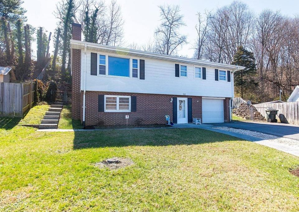 1st image of 512 Montrose Dr