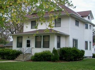 415 N Clark St, Forest City, IA 50436