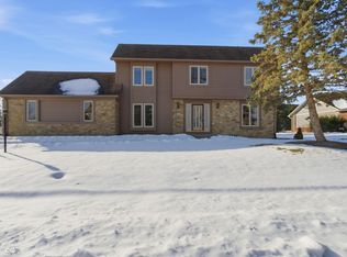 4843 Essex Ct, Carmel, IN 46033