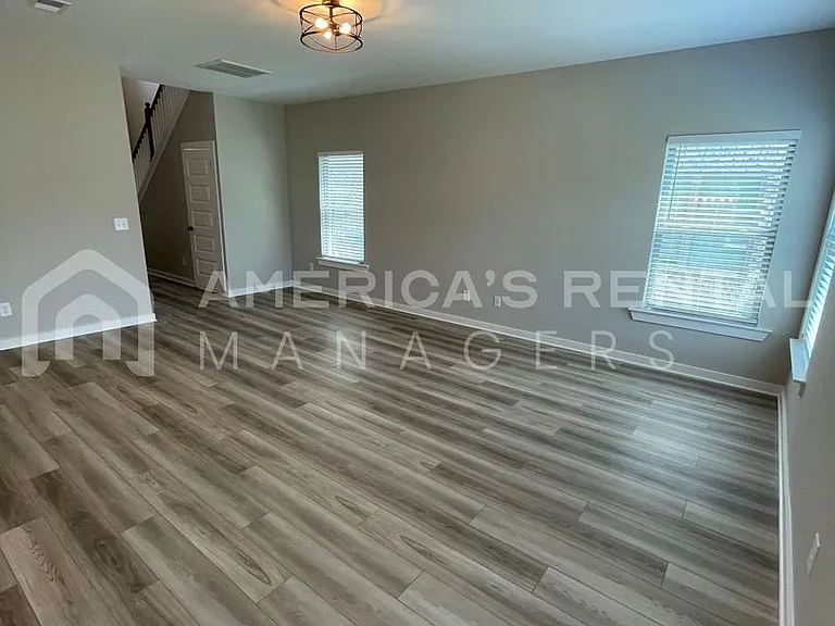 286 Shiloh Creek Dr — Photo 11