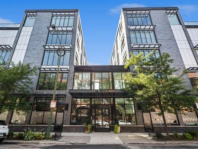 20 N Loomis St #A, Chicago, IL, 60607