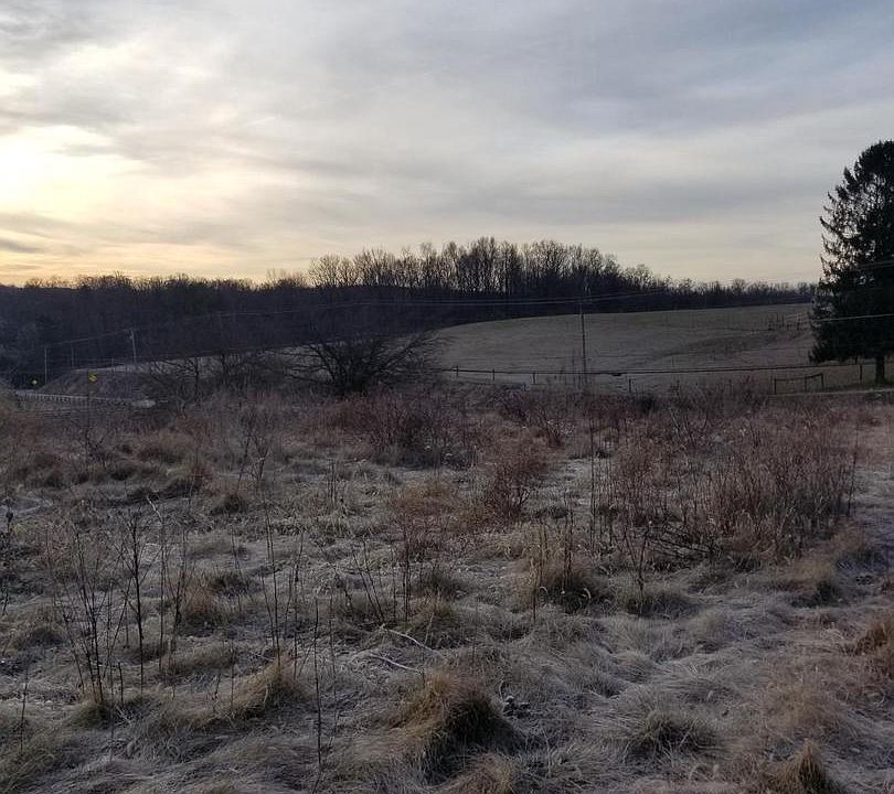 2nd image of 2220 Old Taneytown Rd