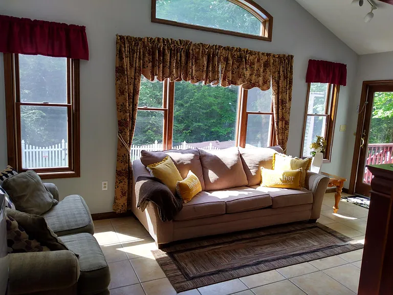 12 Cedarcrest Dr — Photo 5