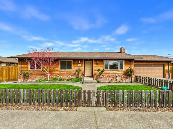 5463 Noe Ave, Eureka, CA 95503