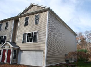 32 Oil Mill Rd UNIT 19, Danbury, CT 06810