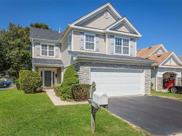 1 Sophia Drive #1, Middle Island, NY 11953