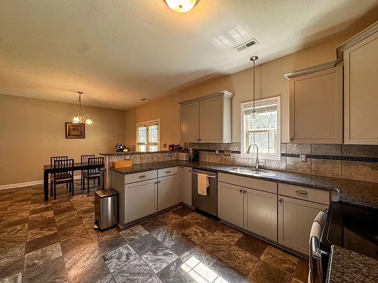 267 High Leaf Dr — Photo 9