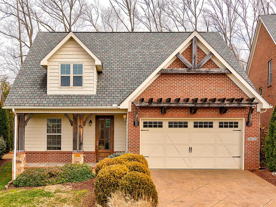1st image of 10410 Wellington Chase Ln