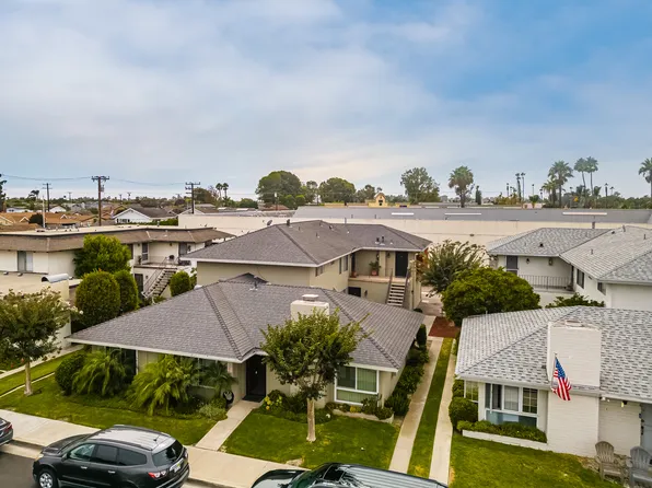 17061 Pinehurst Ln #D, Huntington Beach, CA 92647