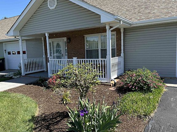 2nd image of 228 Wheatland Ct