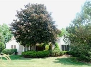 4288 Wintergreen Dr, Troy, MI