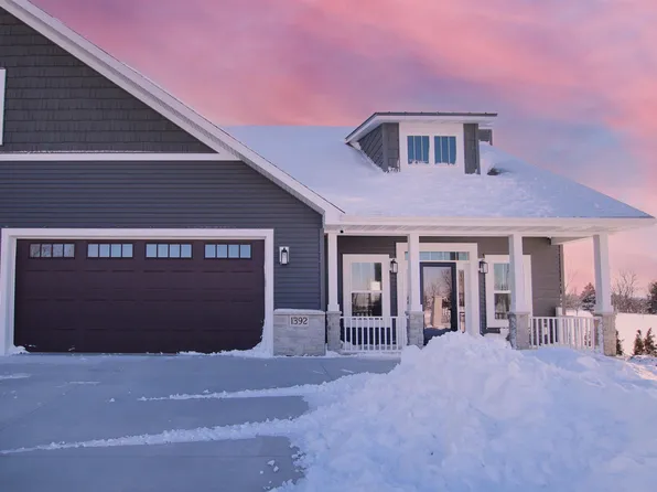 1392 Lighthouse Village Rd, Fond Du Lac, WI 54937