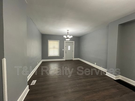 5th image of 624 Udell St