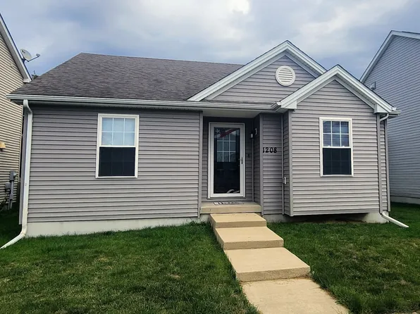 1208 Ogelthorpe Ave, Urbana, IL 61802