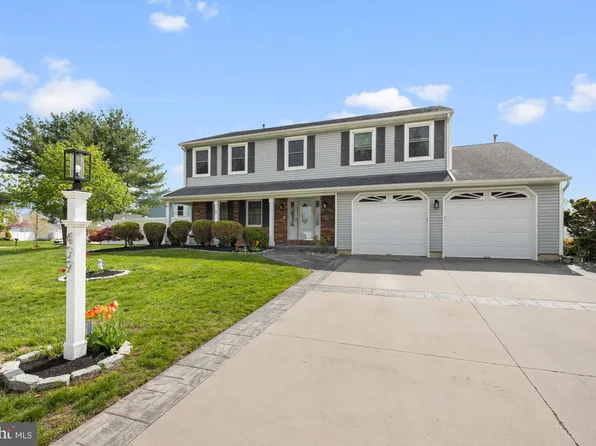 409 Sedgwick Ln, Marlton, NJ 08053