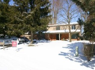 7173 Riverbend Ct, Washington Township, MI 48094