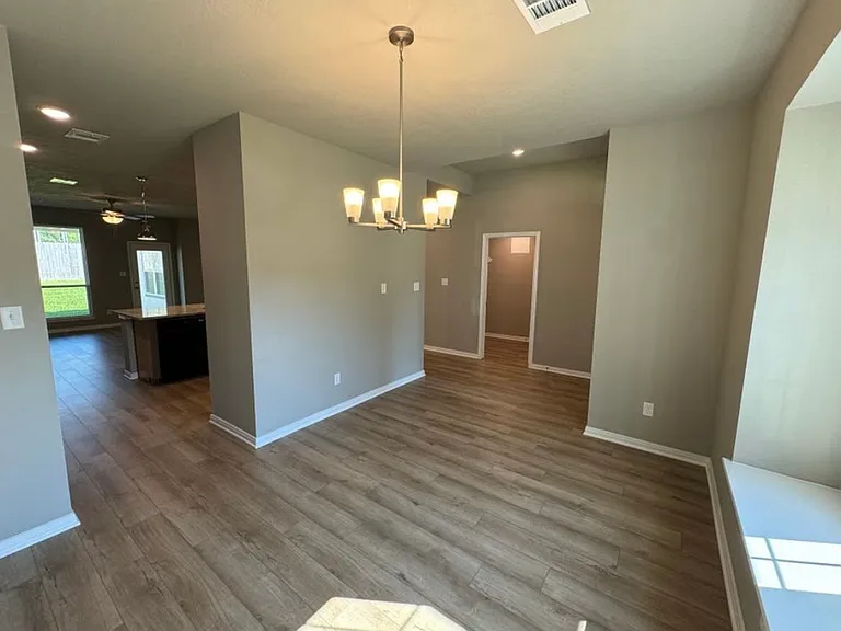 3722 Sage Ln — Photo 2