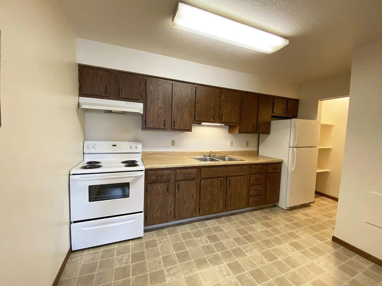 Autumn Grove Apartments — Photo 4