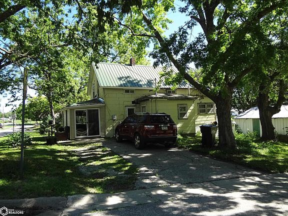 2nd image of 436 S 12th St