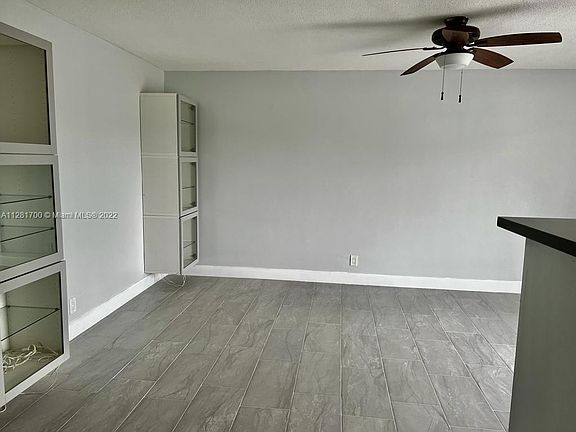 5th image of 419 S Crescent Dr APT 12A