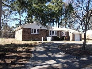 1st image of 1113 Lakeview Dr