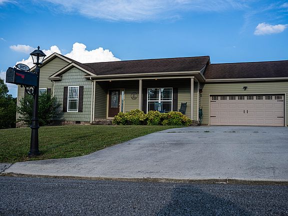 2nd image of 10171 Falcon Crest Dr