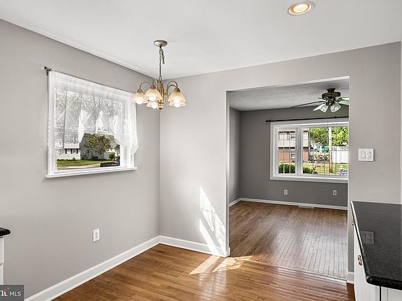 5th image of 32 Bettlewood Rd