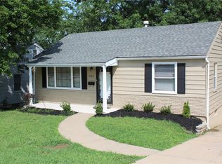 10415 Big Bend Rd, Saint Louis, MO 63122