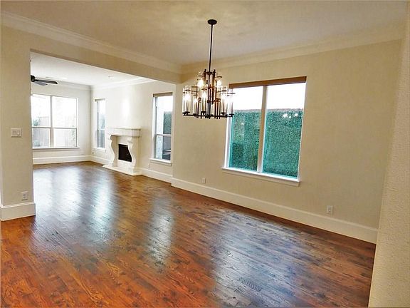 3rd image of 6526 Del Norte Ln