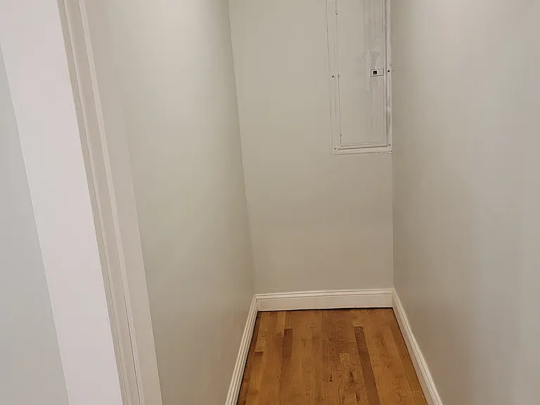731 N Broadway #2 — Photo 27