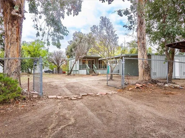 2231 San Diego Ave, Ramona, CA 92065