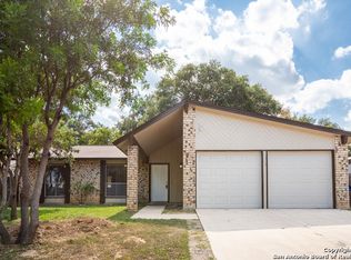 5959 Hidden Dale St, San Antonio, TX 78250