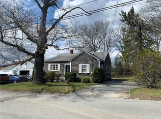 4 Harris Ave, Warren, RI 02885