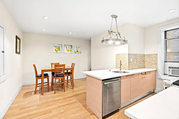 Sold by Compass | media 4