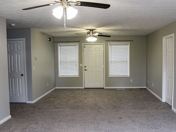 4th image of 145 Megan Dr