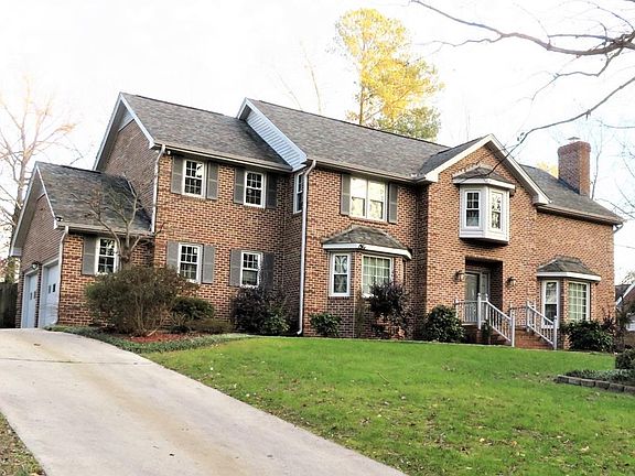 2nd image of 508 Arbutus Dr