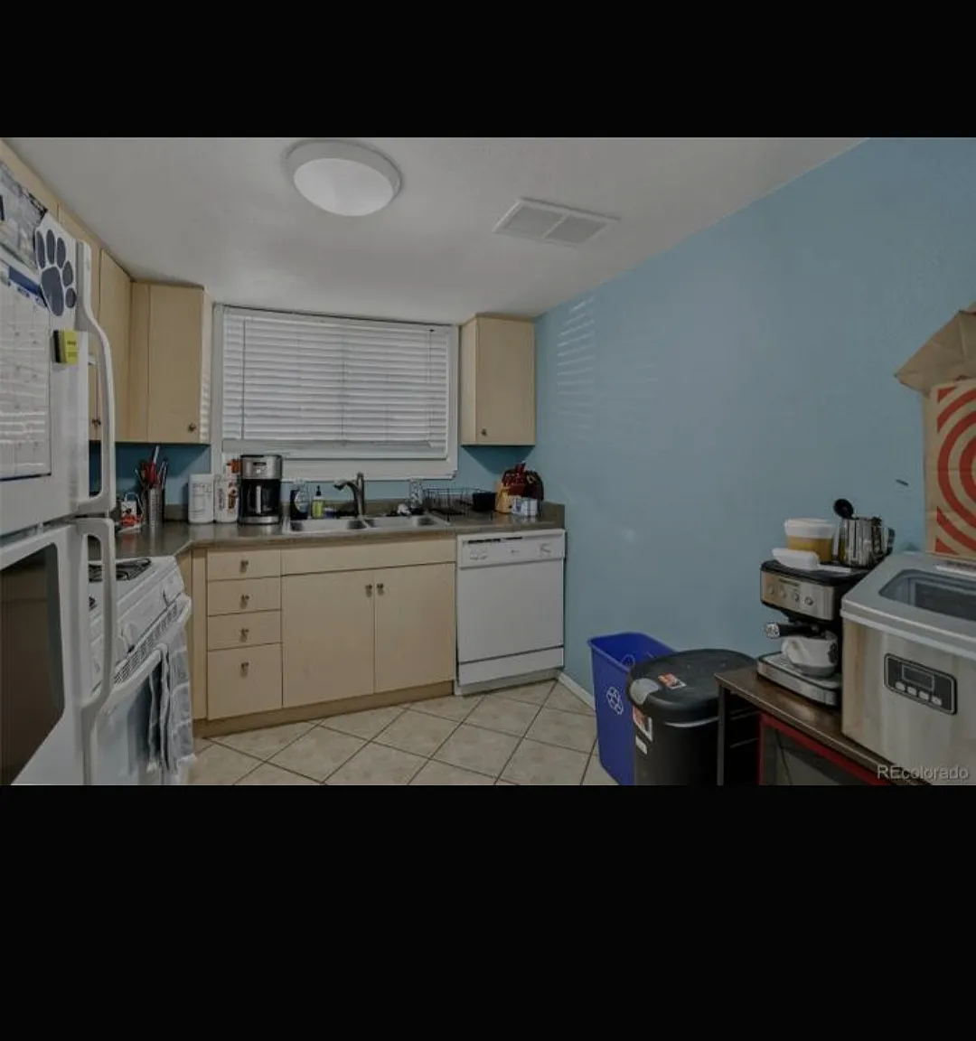 2525 S University Blvd — Photo 4