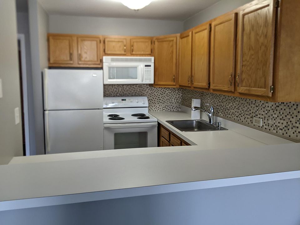 1st image of 5810 Oakwood Dr Unit 3G