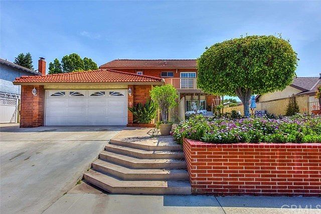 1st image of 1130 Twin Canyon Ln
