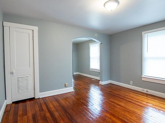 5th image of 3636 Stanton Ave