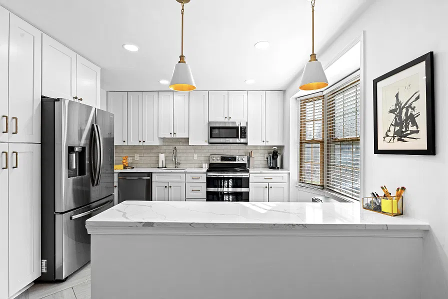 1 bed, $1,200 — Photo 4