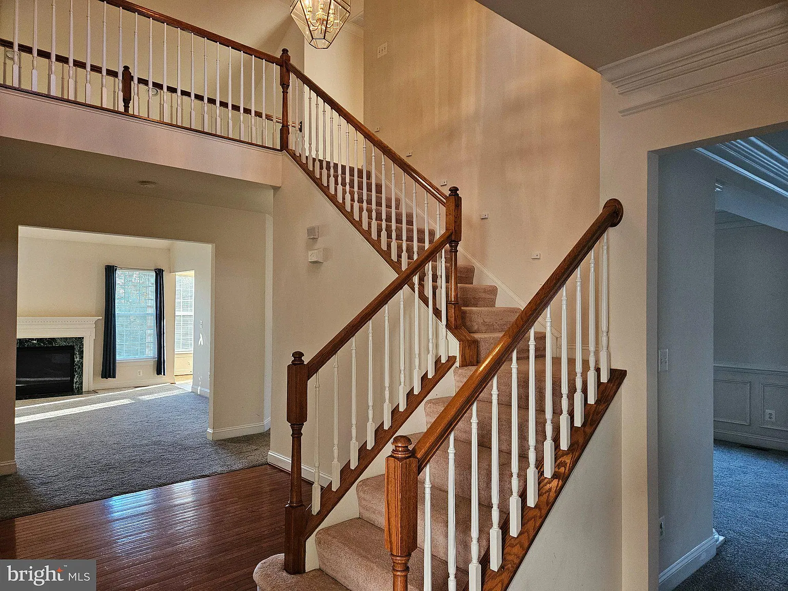 3 bed, 2.5 bath, 2526 sqft, $3,100 — Photo 2
