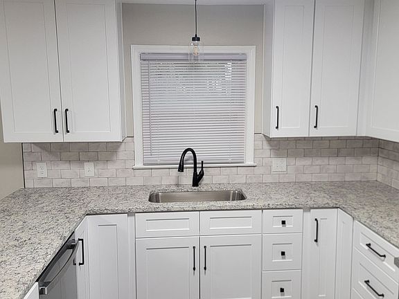 3rd image of 5315 Covey Ct