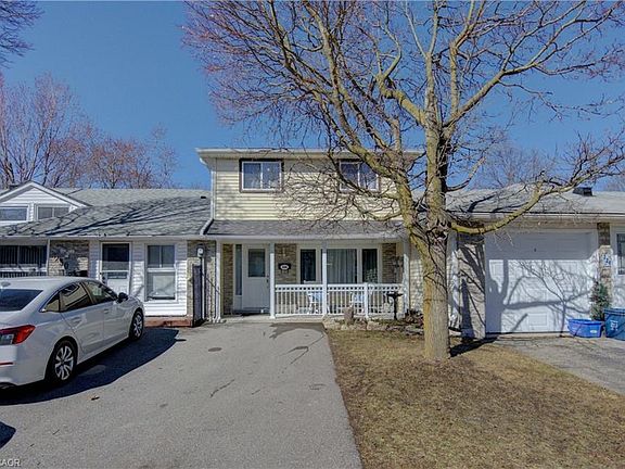 2nd image of 226 Linden Dr